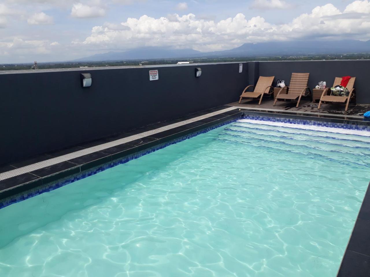 913Cityscape Located At City Center Bacolod Luaran gambar